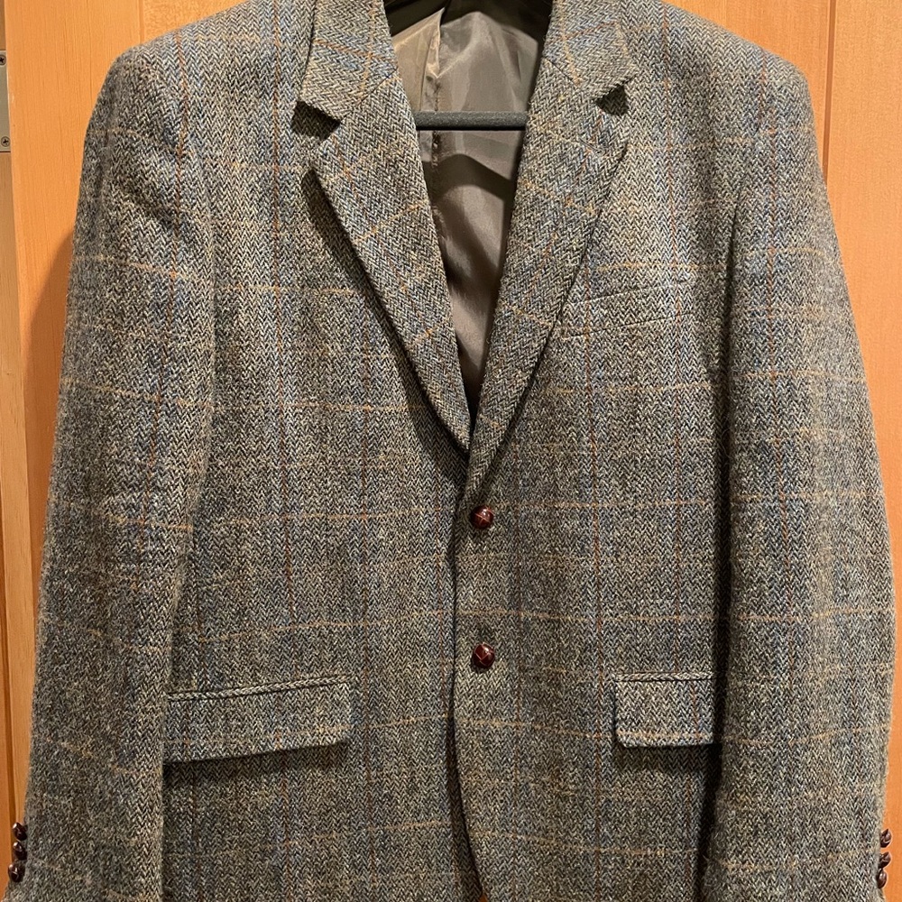 Walker and Hawkes Tweed sportcoat
